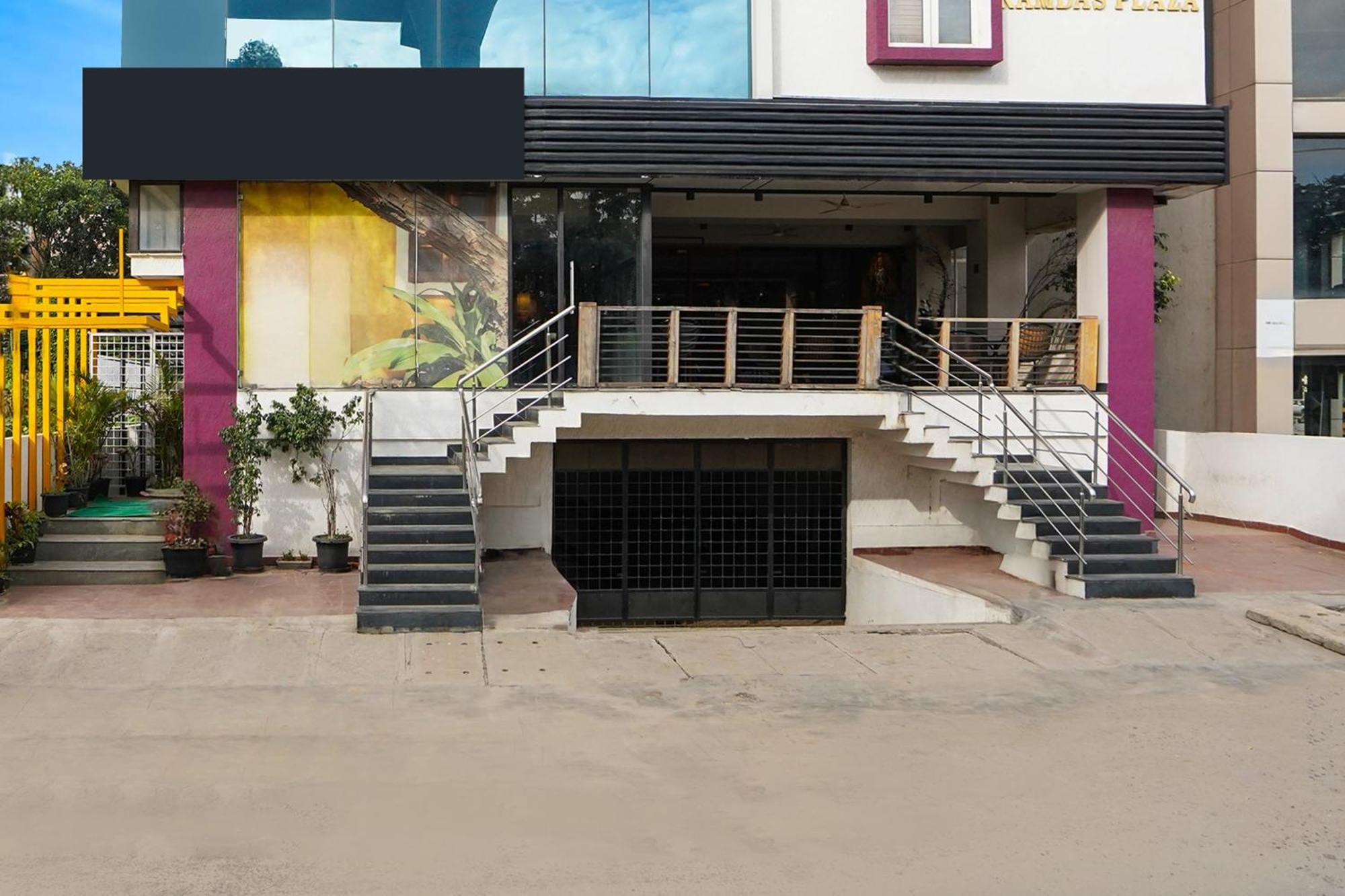 Super Townhouse Hbr Layout Bangalore Esterno foto