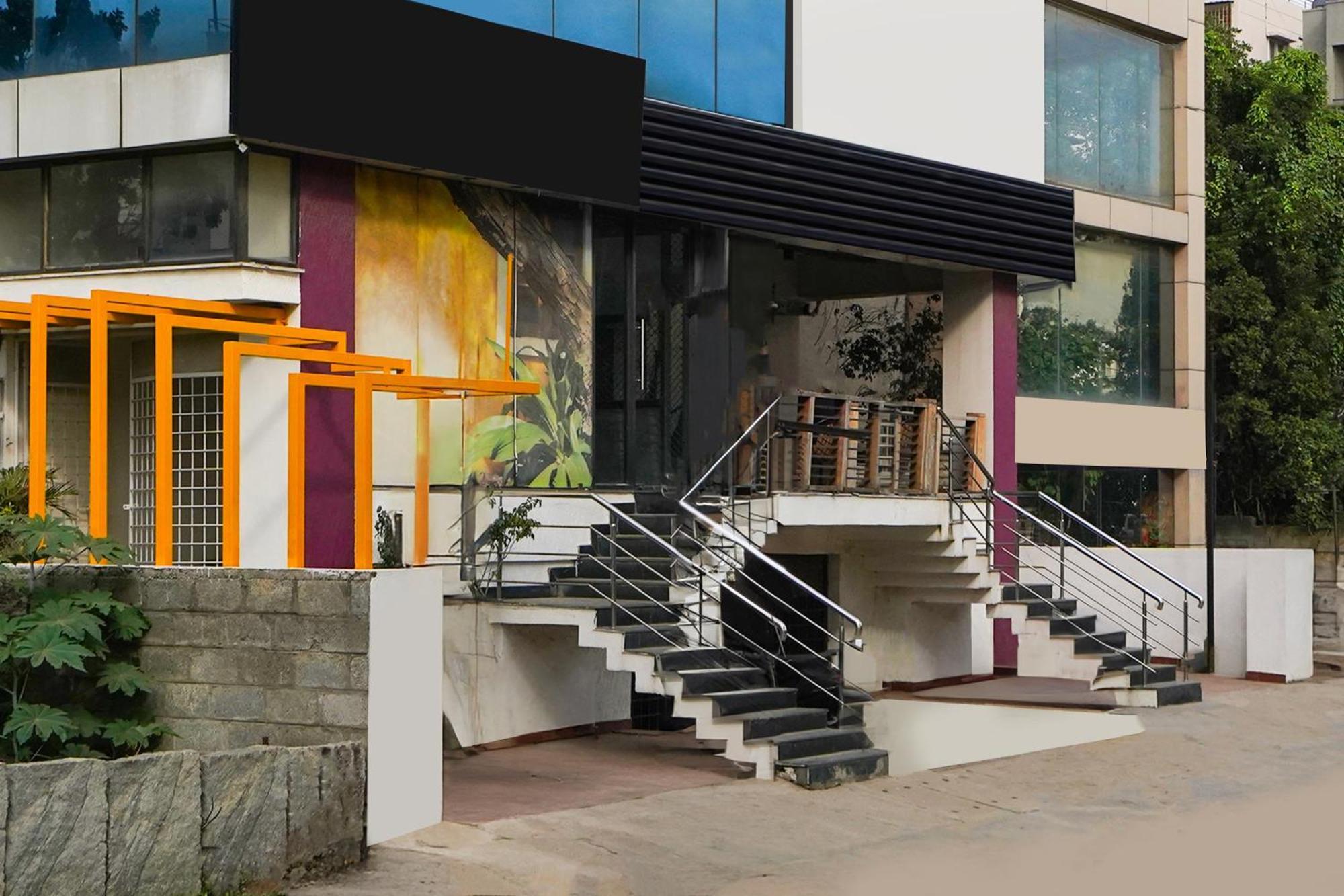 Super Townhouse Hbr Layout Bangalore Esterno foto